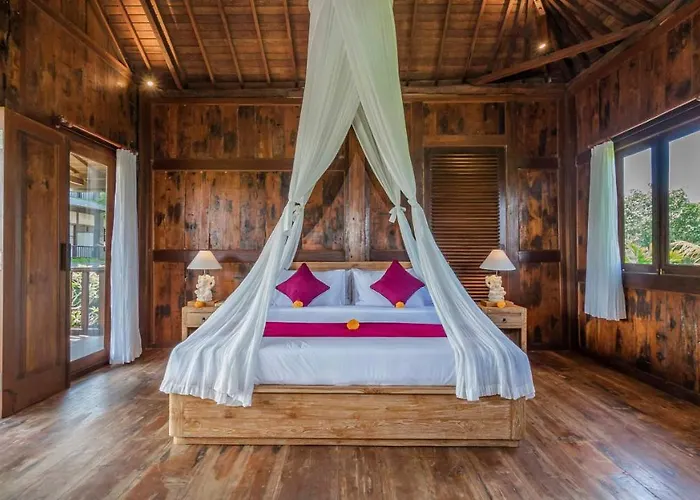Gayatri Retreat ウブド