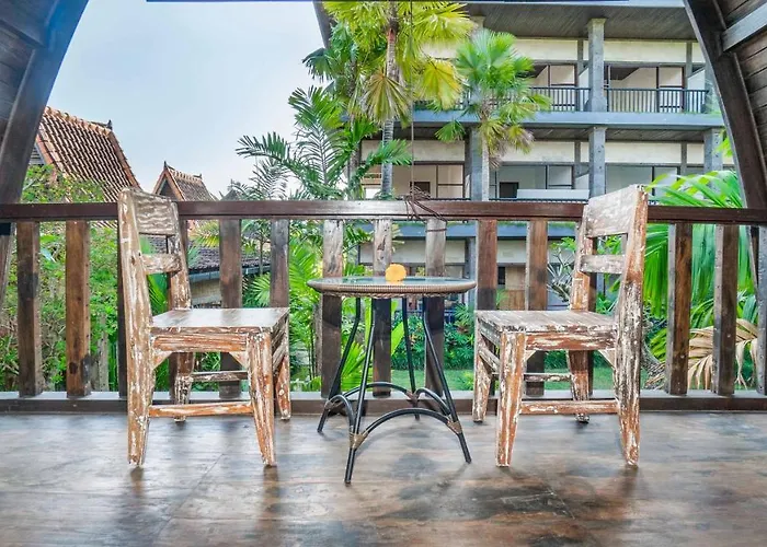 Gayatri Retreat ホテル 4*