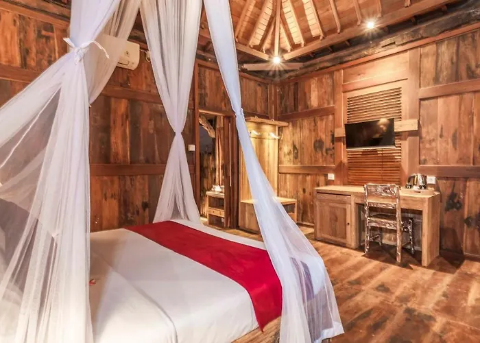 Gayatri Retreat ウブド
