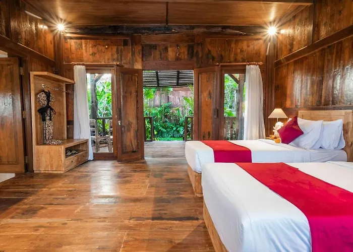 ホテル Gayatri Retreat 4*