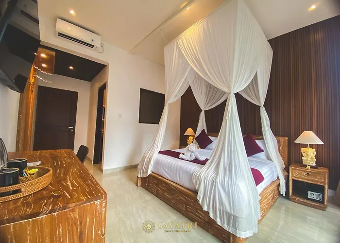 Gayatri Retreat ホテル 4*