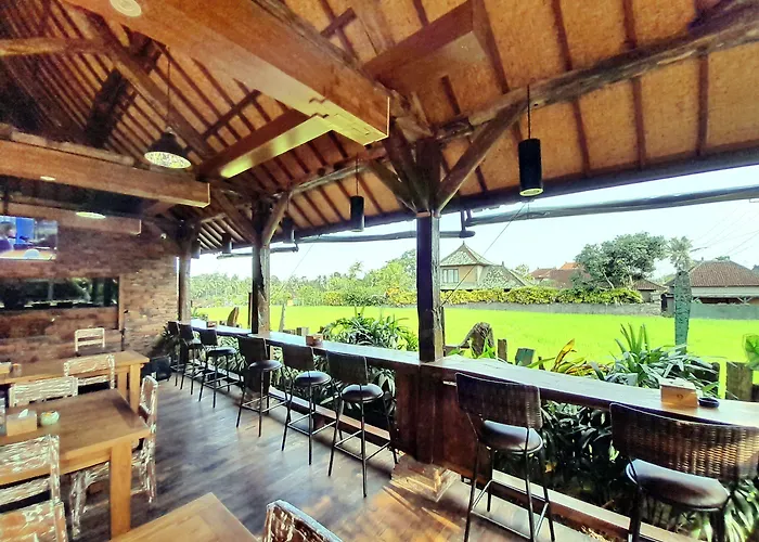 ホテル Gayatri Retreat ウブド